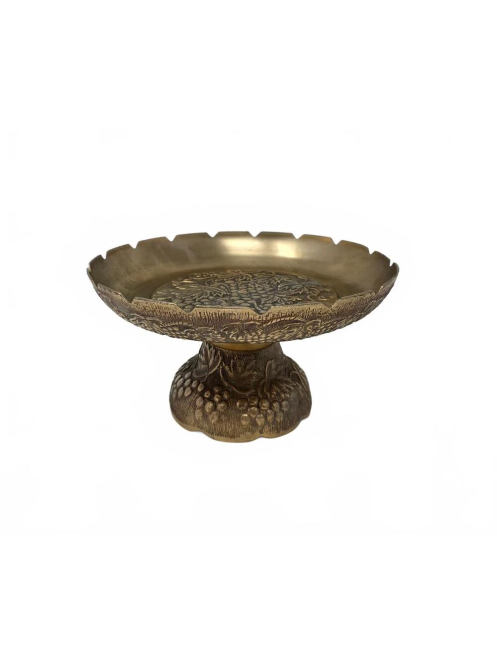 Vintage Brass Pedestal Fruit Bowl Embossed Grapes Scalloped Rim 10 Inch